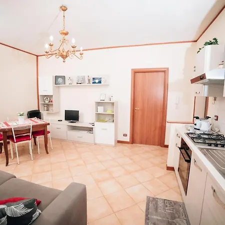 Διαμέρισμα Charming Salvator Rosa 